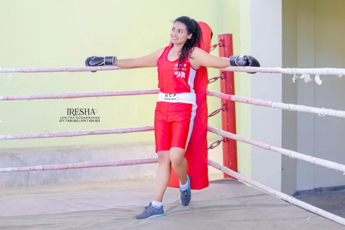 Iresha  - Sri Lankan Photoshoot Gallery (5)