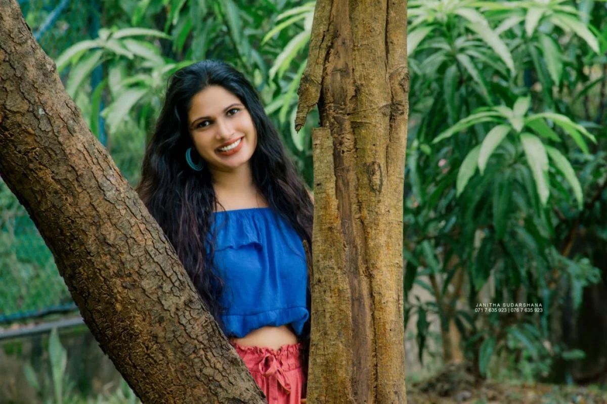 KANISHKA HETTIARACHCHI - Sri Lankan Photoshoot Gallery (8)