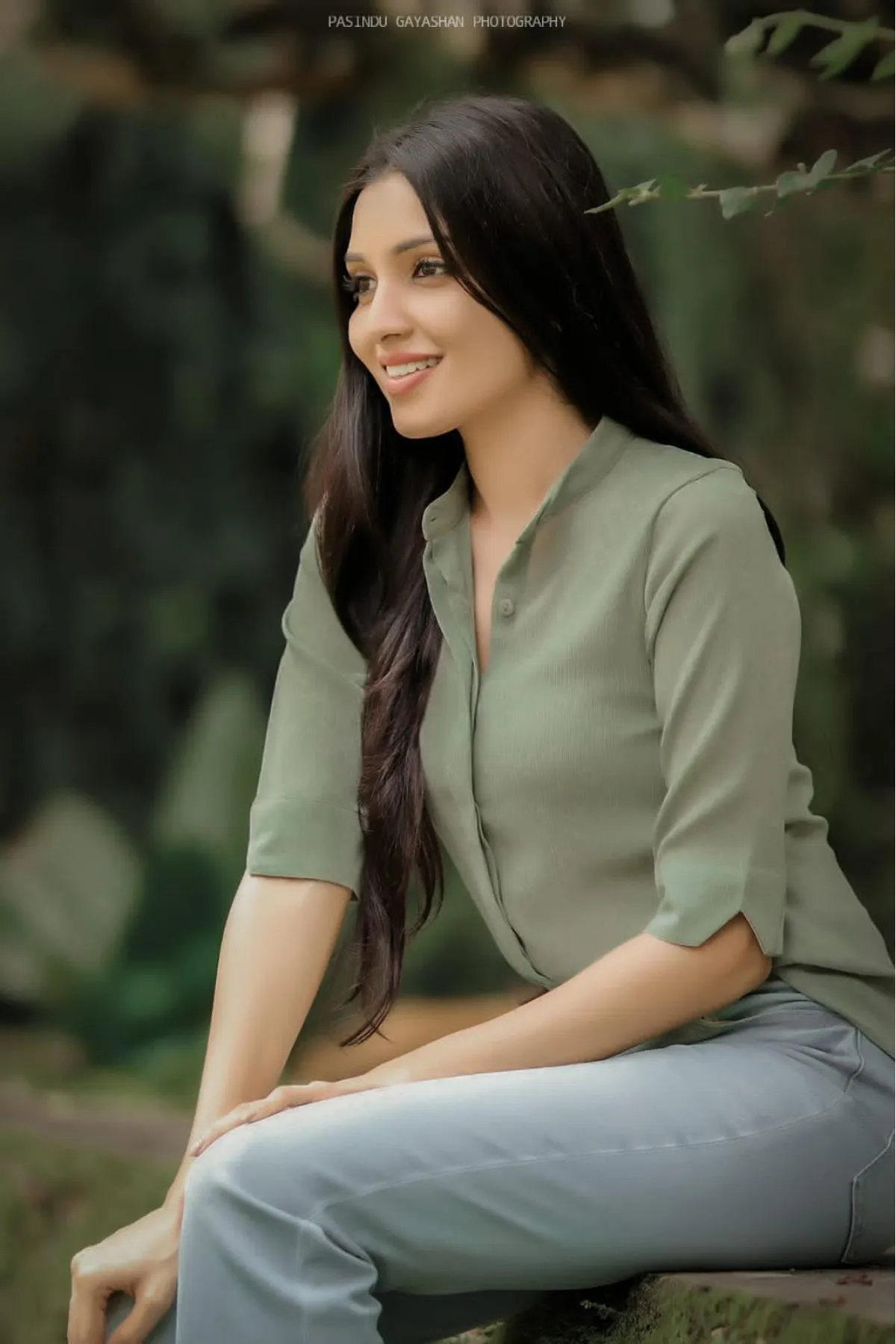 Avishka - Sri Lankan Photoshoot Gallery (1)