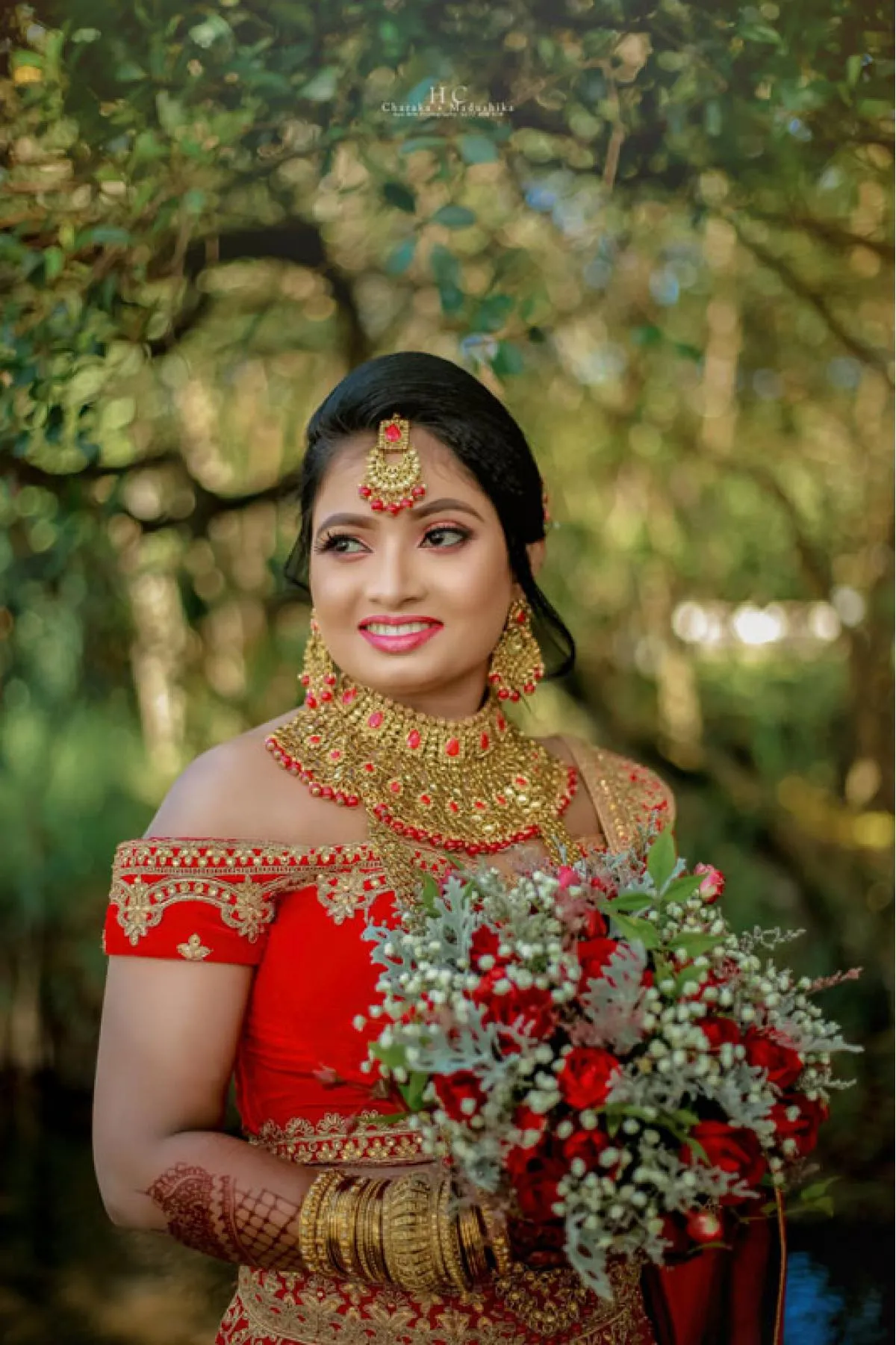 CHÁRÁKA & MADUSHIKA - Sri Lankan Photoshoot Gallery (1)