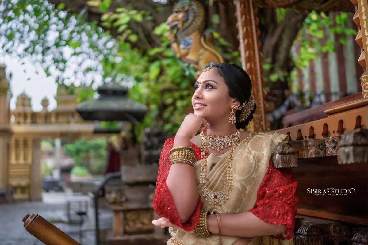 FIONA & MALINDU - Sri Lankan Photoshoot Gallery (1)