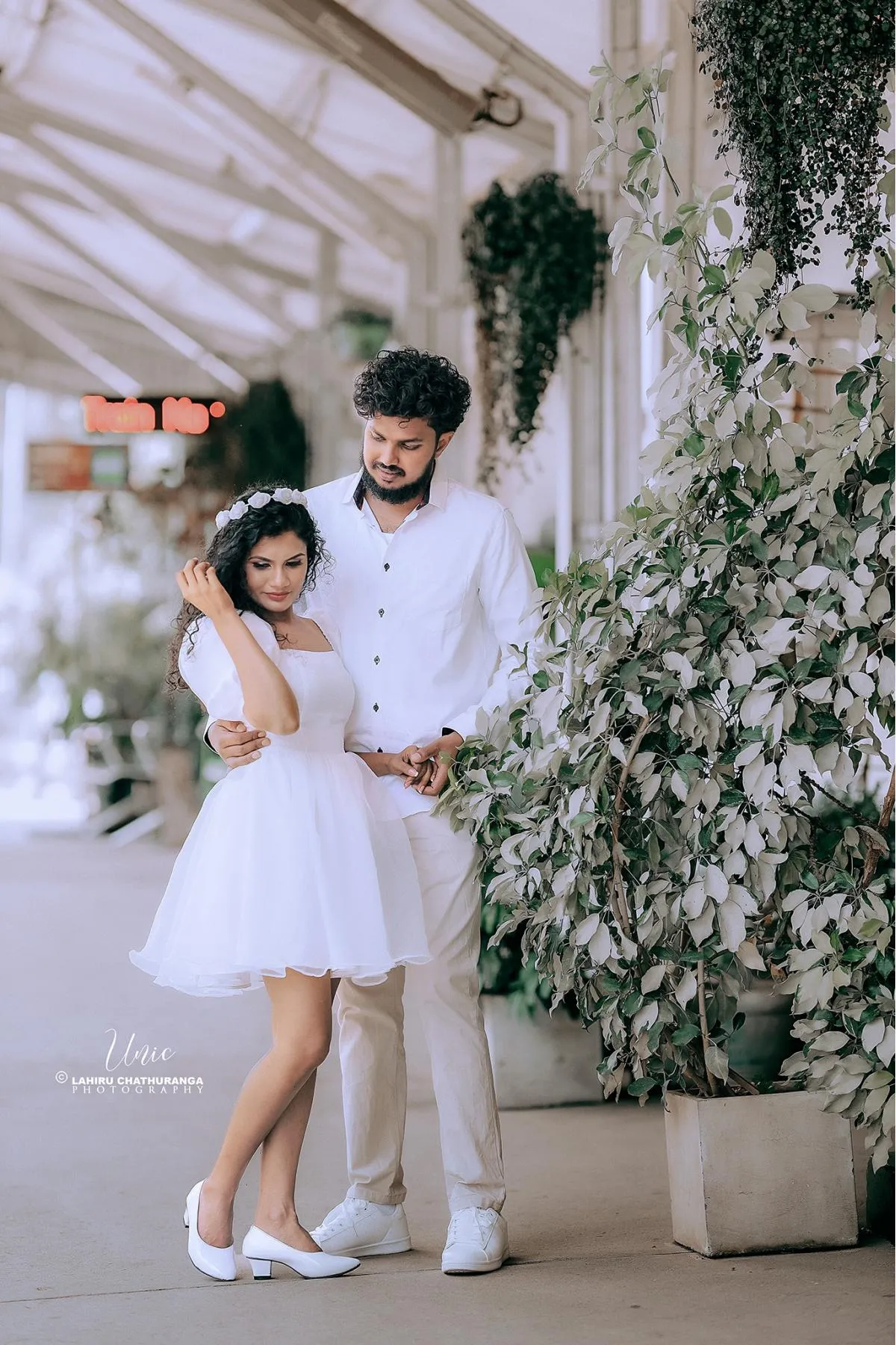Thanuri & Thithija - Sri Lankan Photoshoot Gallery (1)