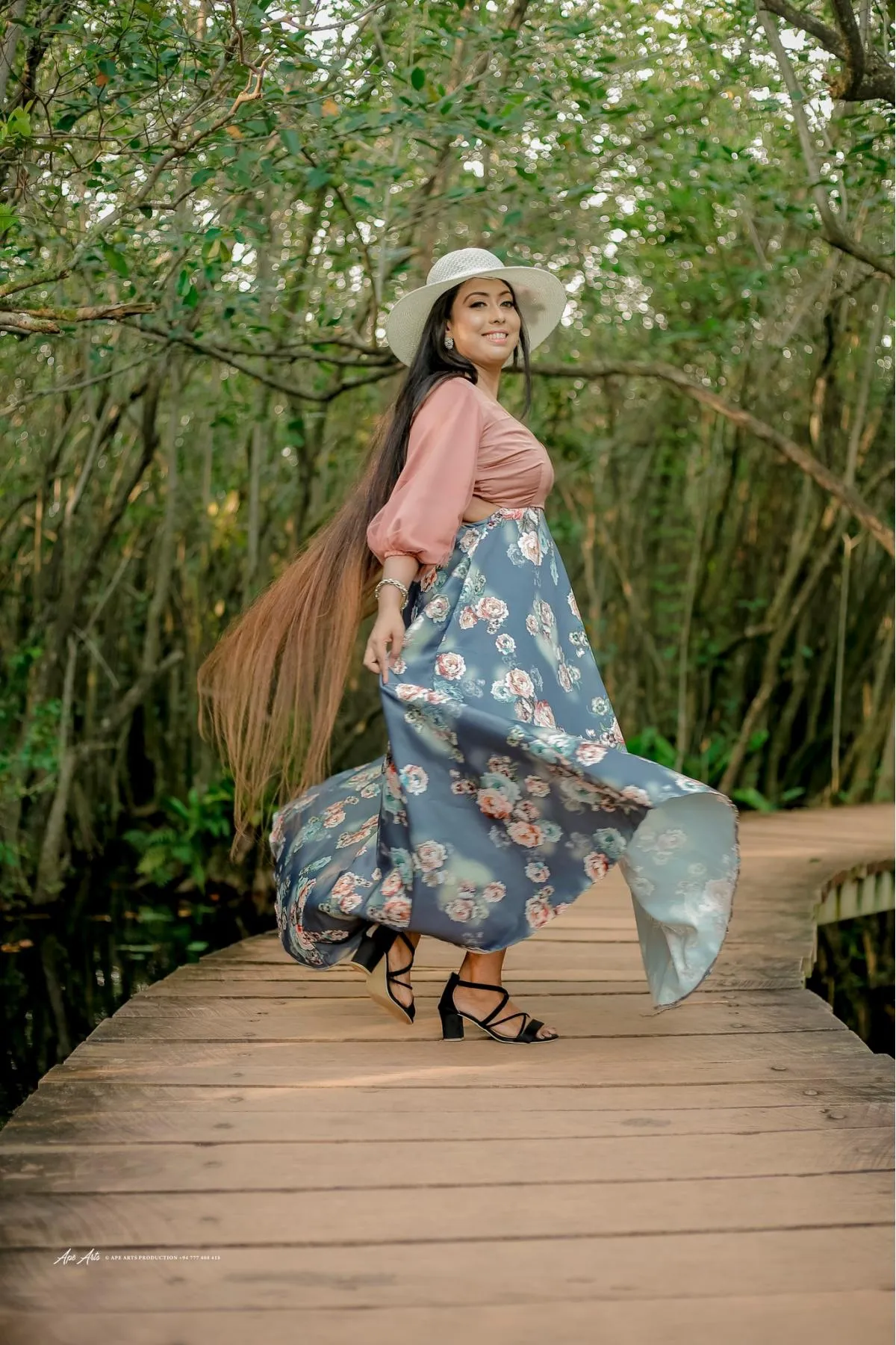 Harshani - Sri Lankan Photoshoot Gallery (1)