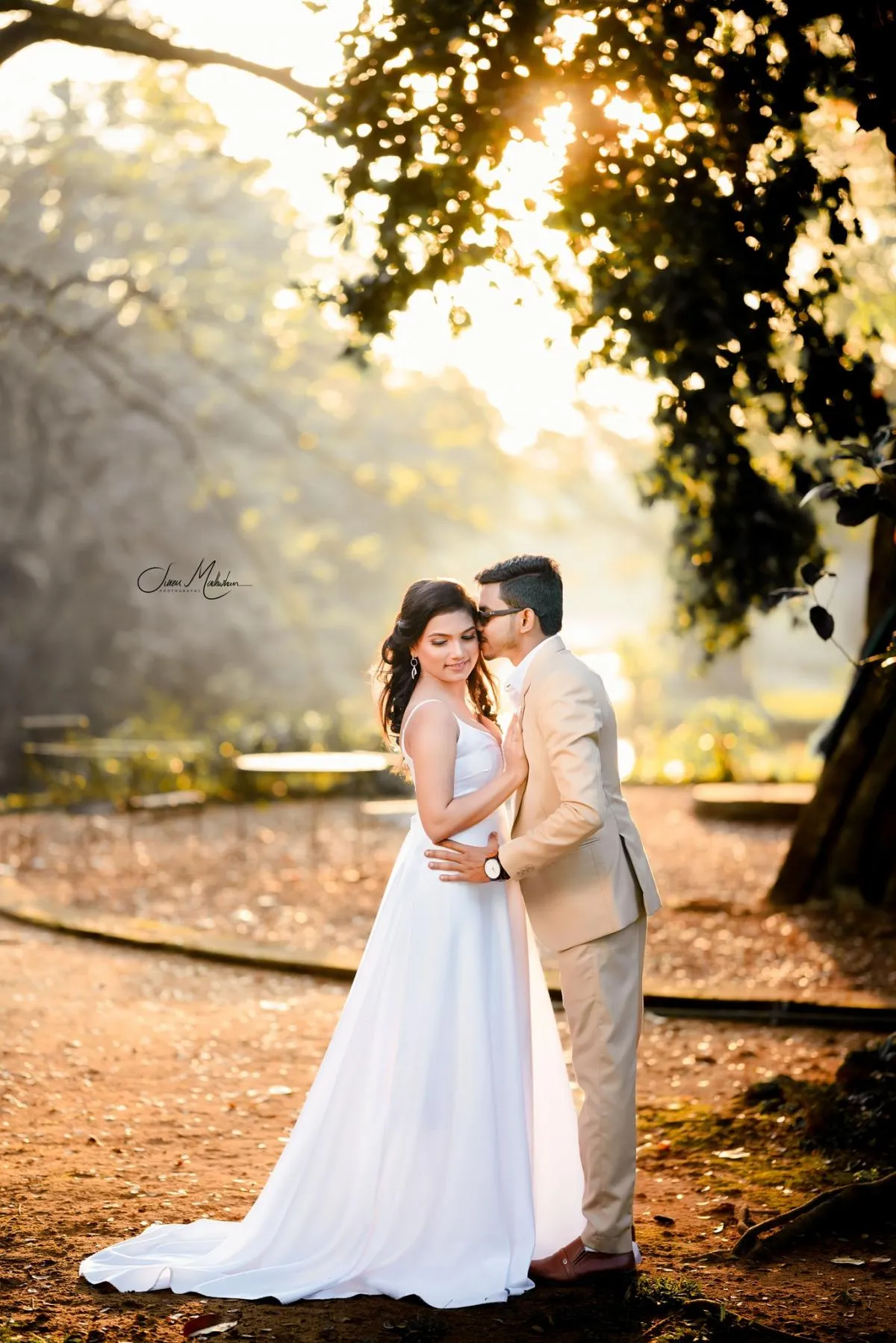 Wasana & Buddhika - Sri Lankan Photoshoot Gallery (1)