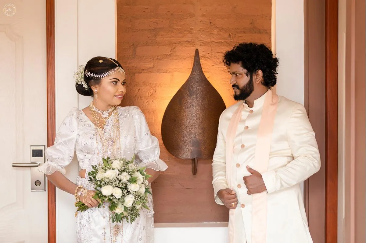 Jayathree & Supun - Sri Lankan Photoshoot Gallery (1)