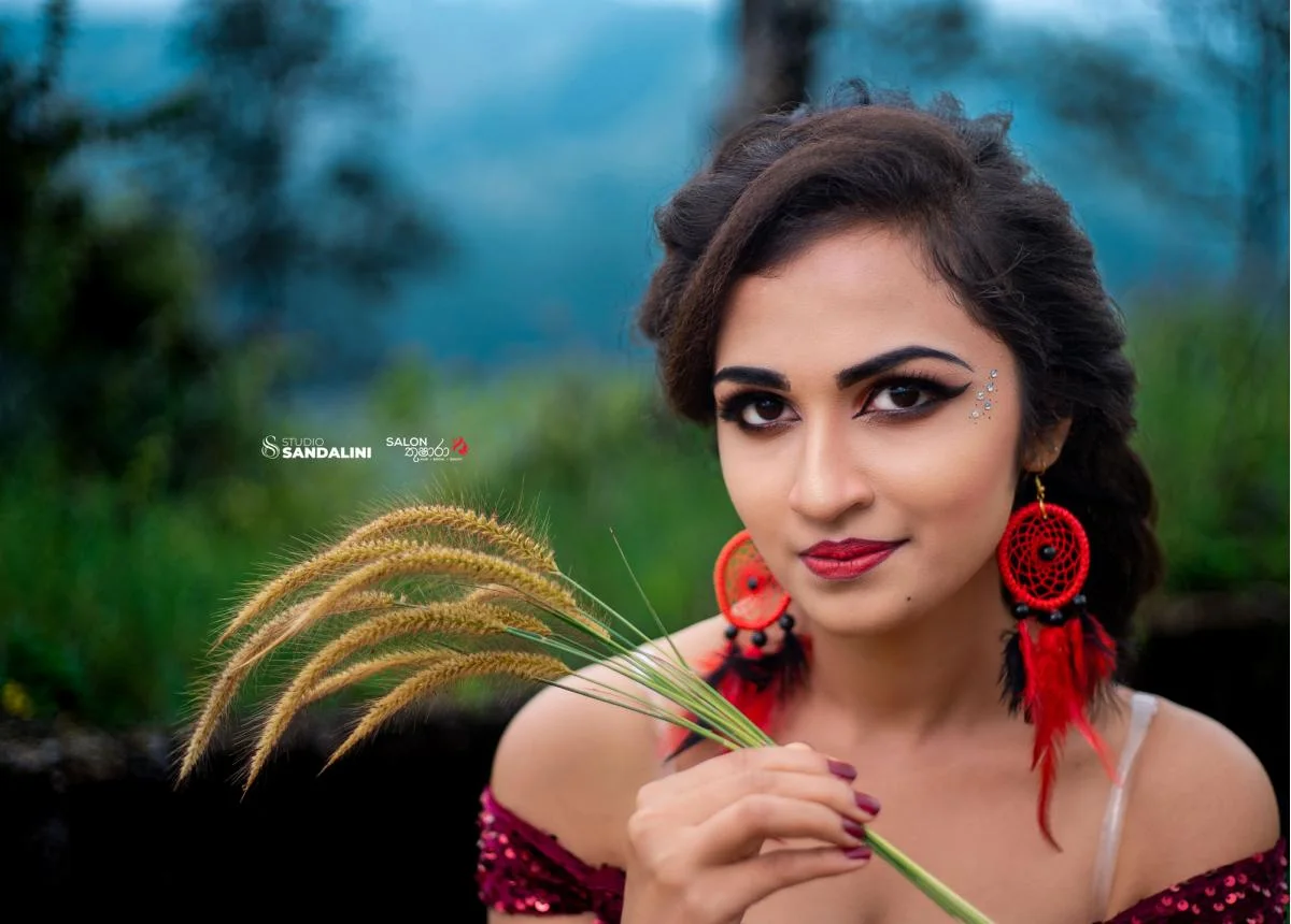 Red Hot Queen - Sri Lankan Photoshoot Gallery (2)
