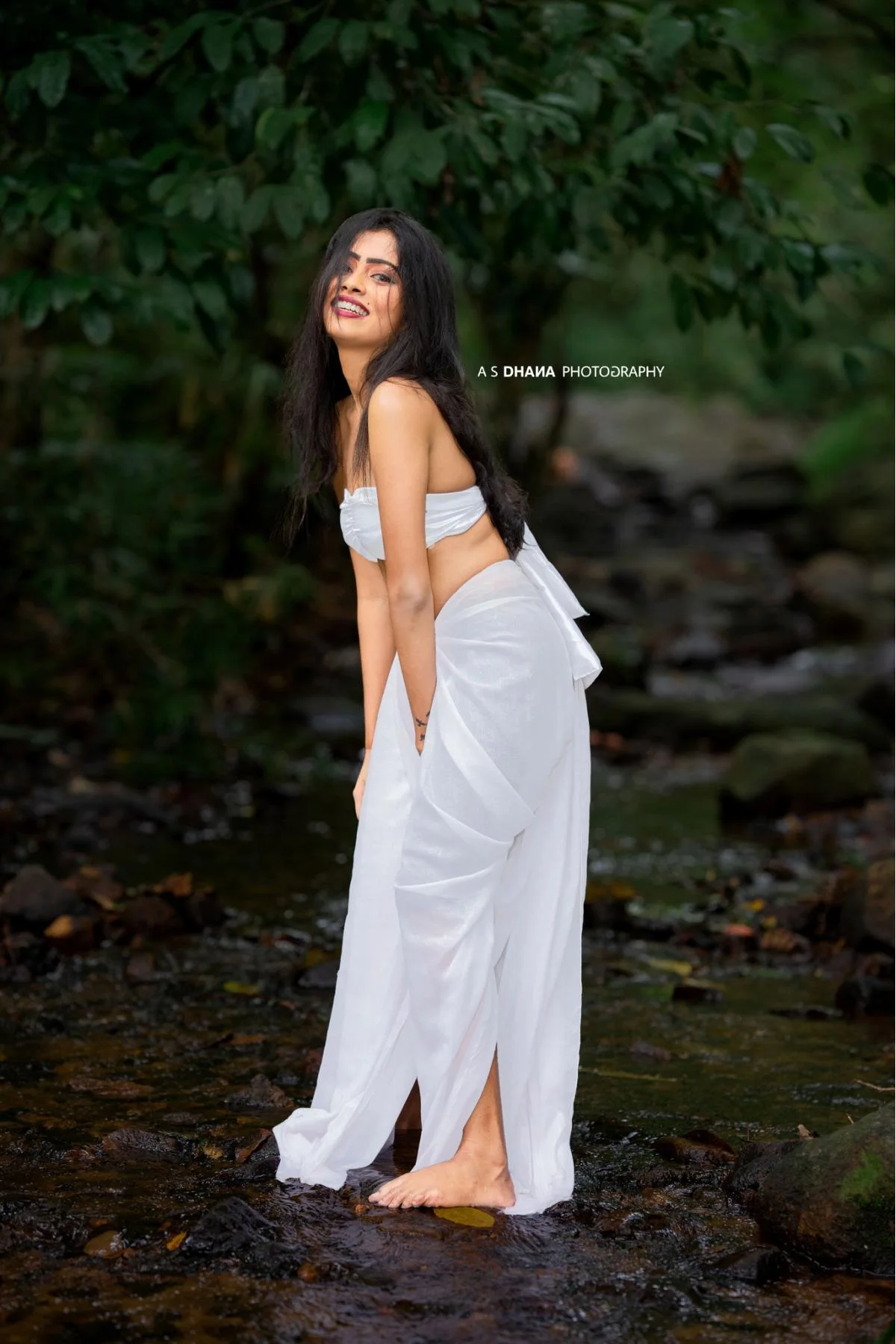 SETHU UPANIRUHARA - Sri Lankan Photoshoot Gallery (2)