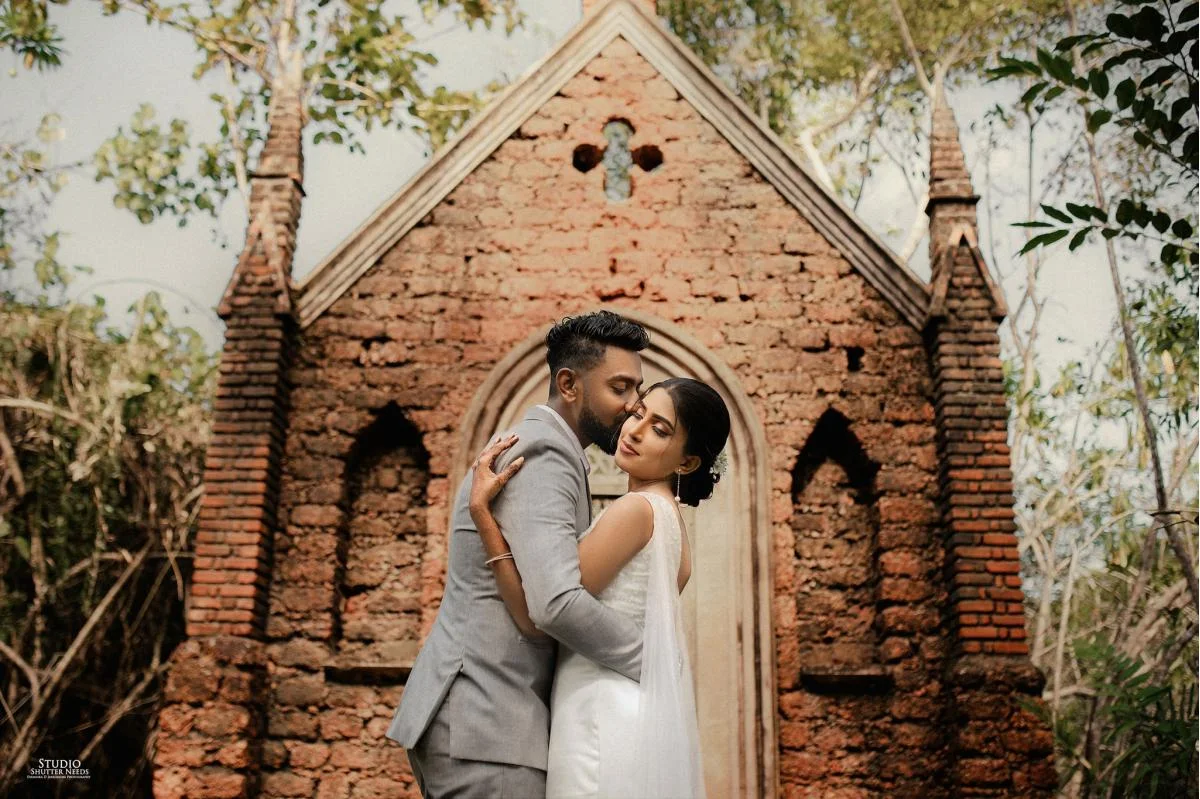 Dilki & Anuradha - Sri Lankan Photoshoot Gallery (2)