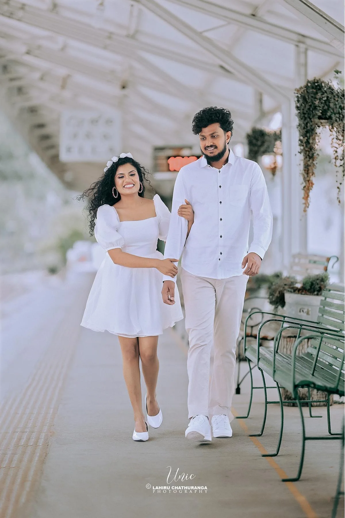 Thanuri & Thithija - Sri Lankan Photoshoot Gallery (2)