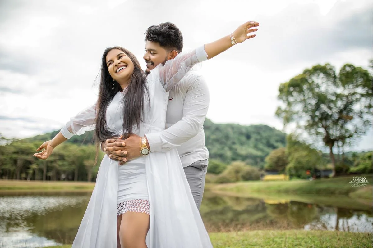Malmi & Muditha - Sri Lankan Photoshoot Gallery (2)
