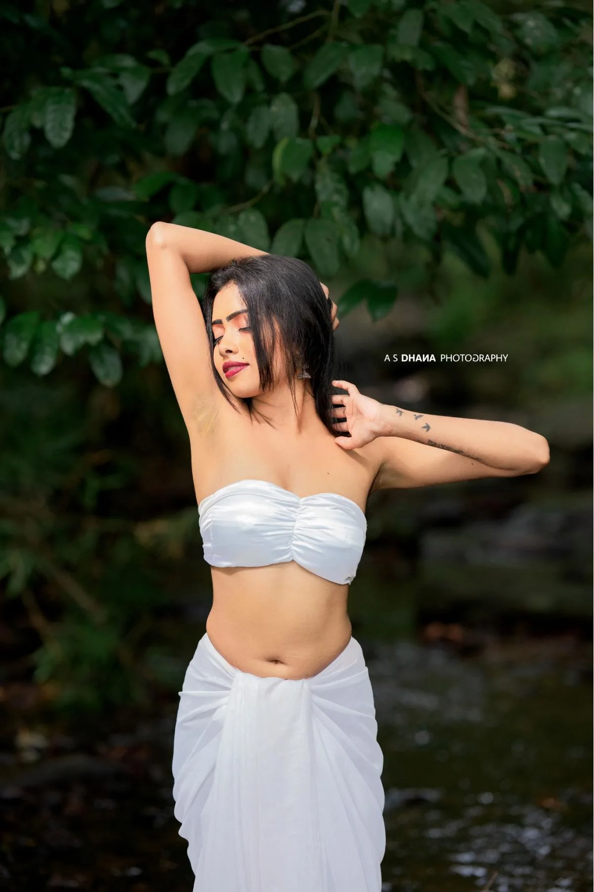 SETHU UPANIRUHARA - Sri Lankan Photoshoot Gallery (3)