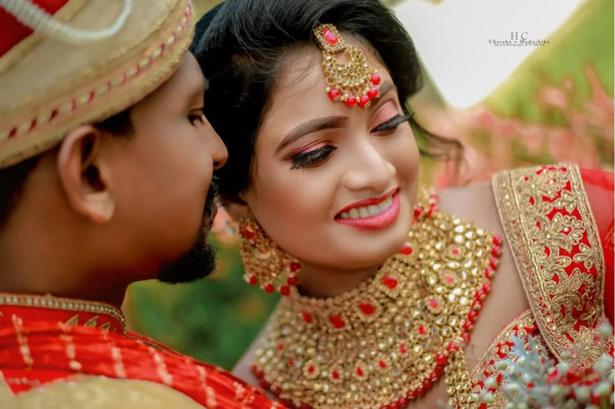CHÁRÁKA & MADUSHIKA - Sri Lankan Photoshoot Gallery (2)