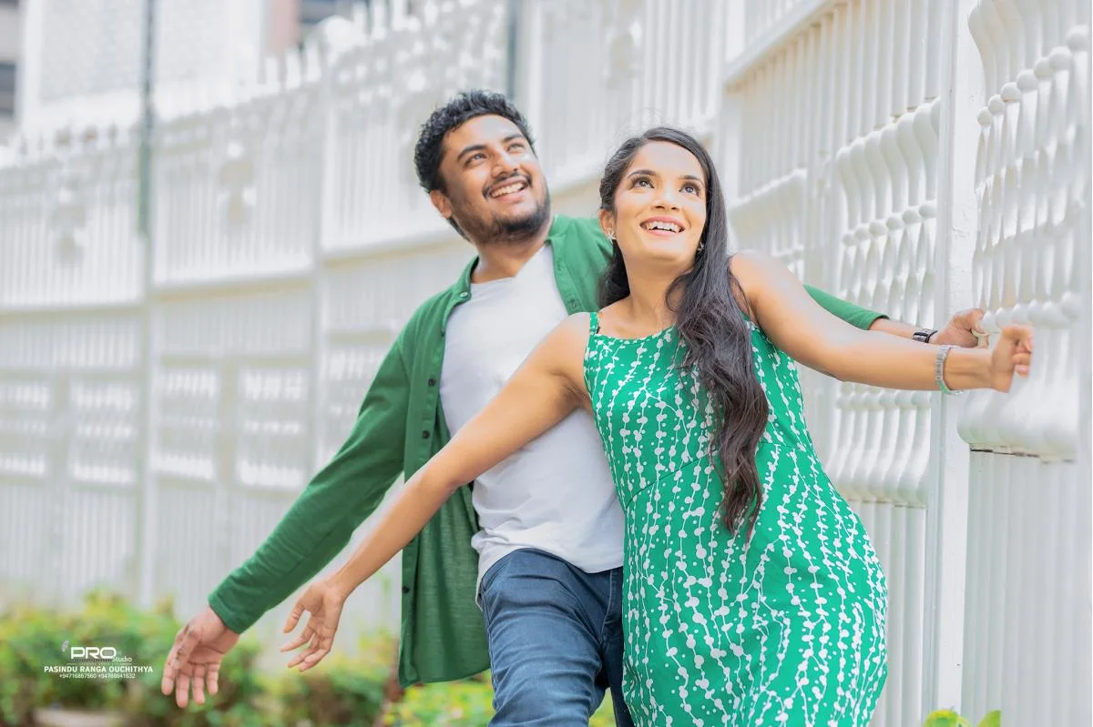 Sewwandi & Tharindu - Sri Lankan Photoshoot Gallery (3)