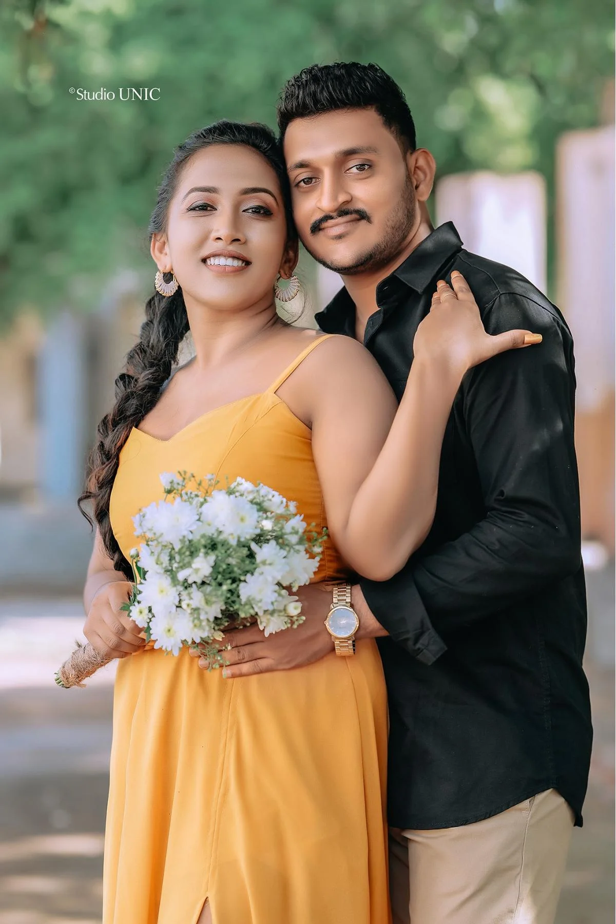 Anusha & Tharindu - Sri Lankan Photoshoot Gallery (3)