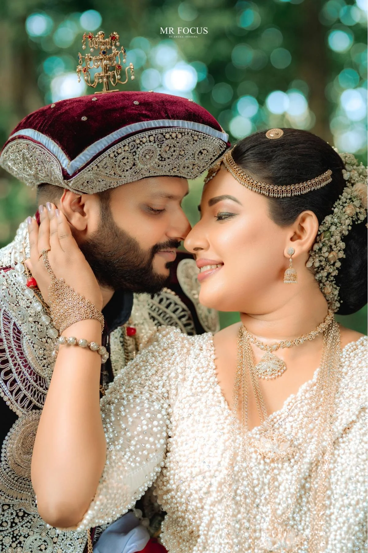Dimuthu & Sajini  - Sri Lankan Photoshoot Gallery (4)