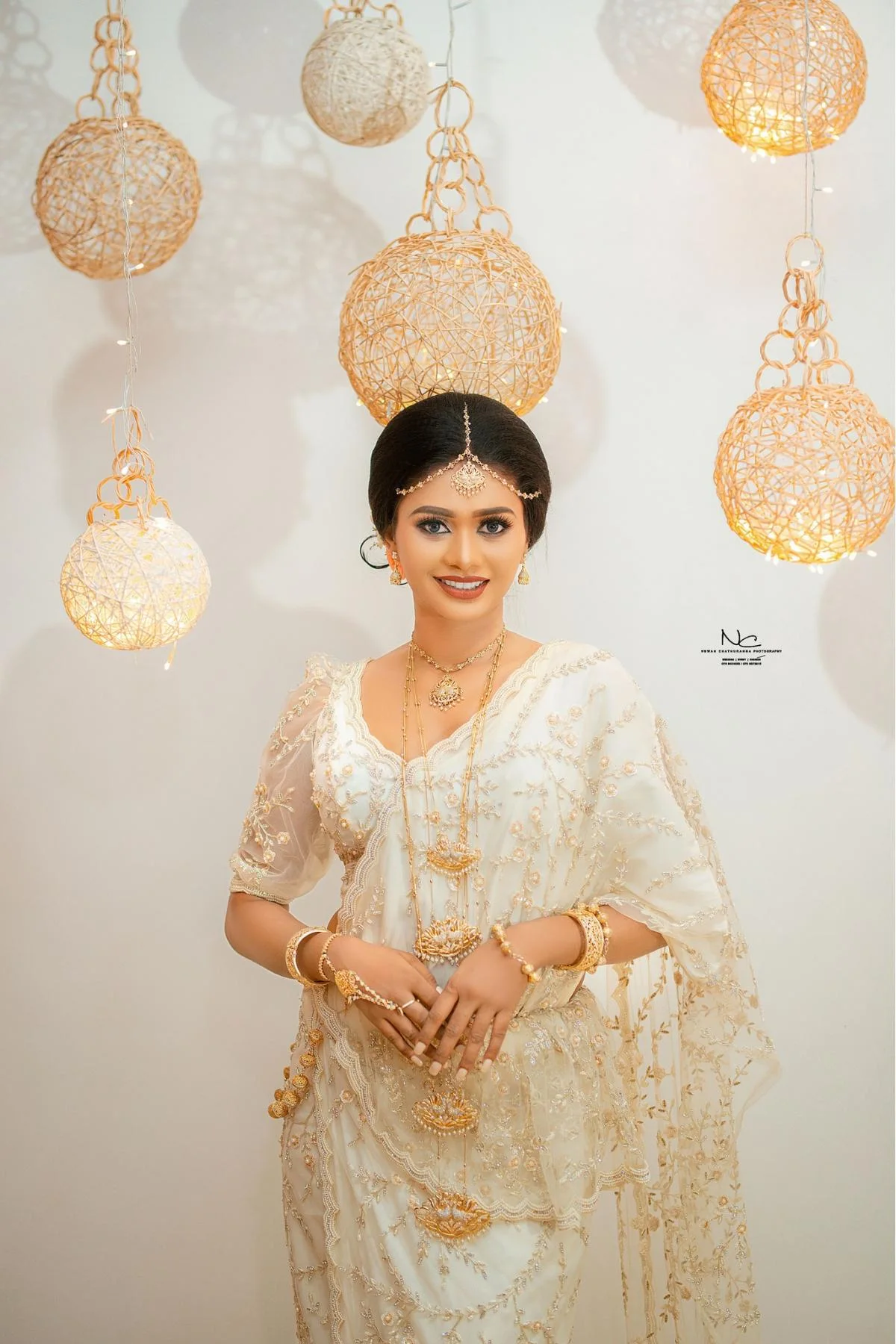 Lahiru & Shavari - Sri Lankan Photoshoot Gallery (2)