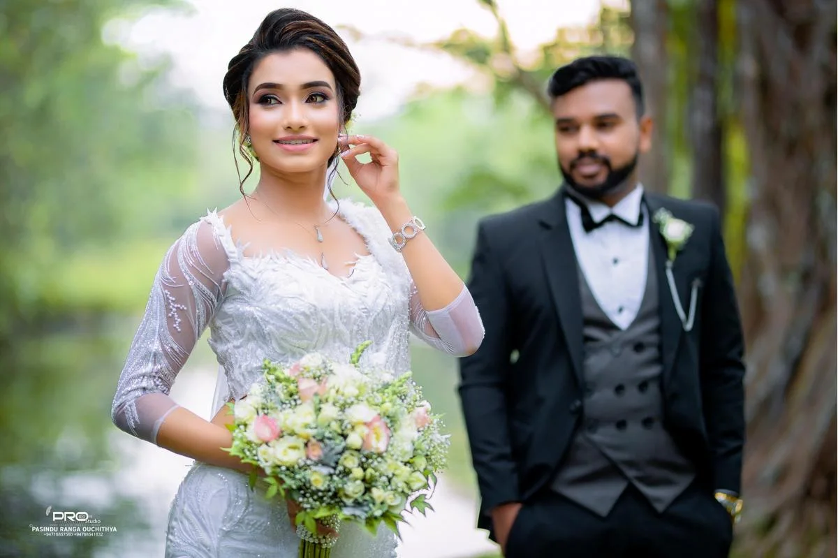 PASINDU & ISHARA - Sri Lankan Photoshoot Gallery (4)