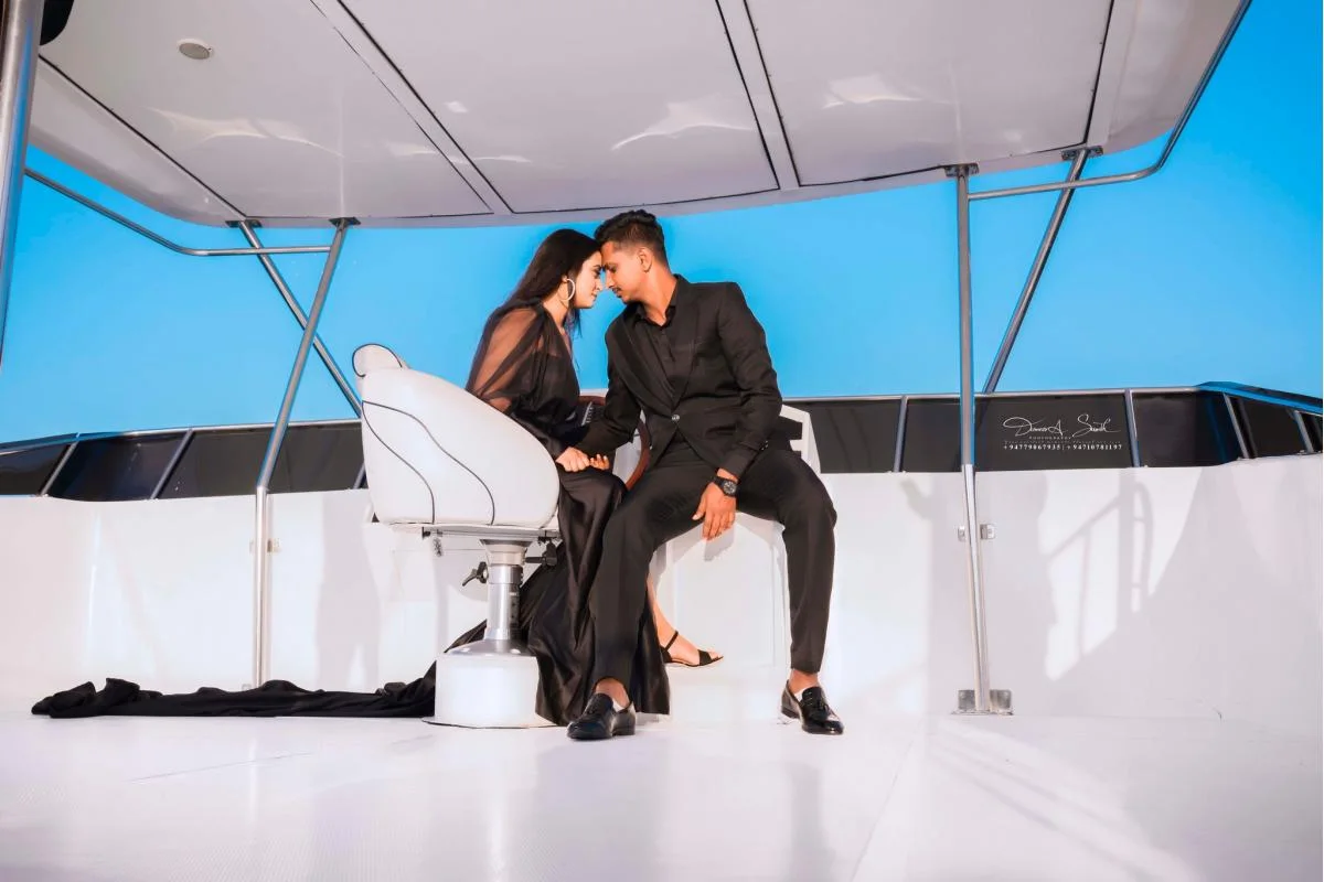 Krishani & Praveen - Sri Lankan Photoshoot Gallery (4)