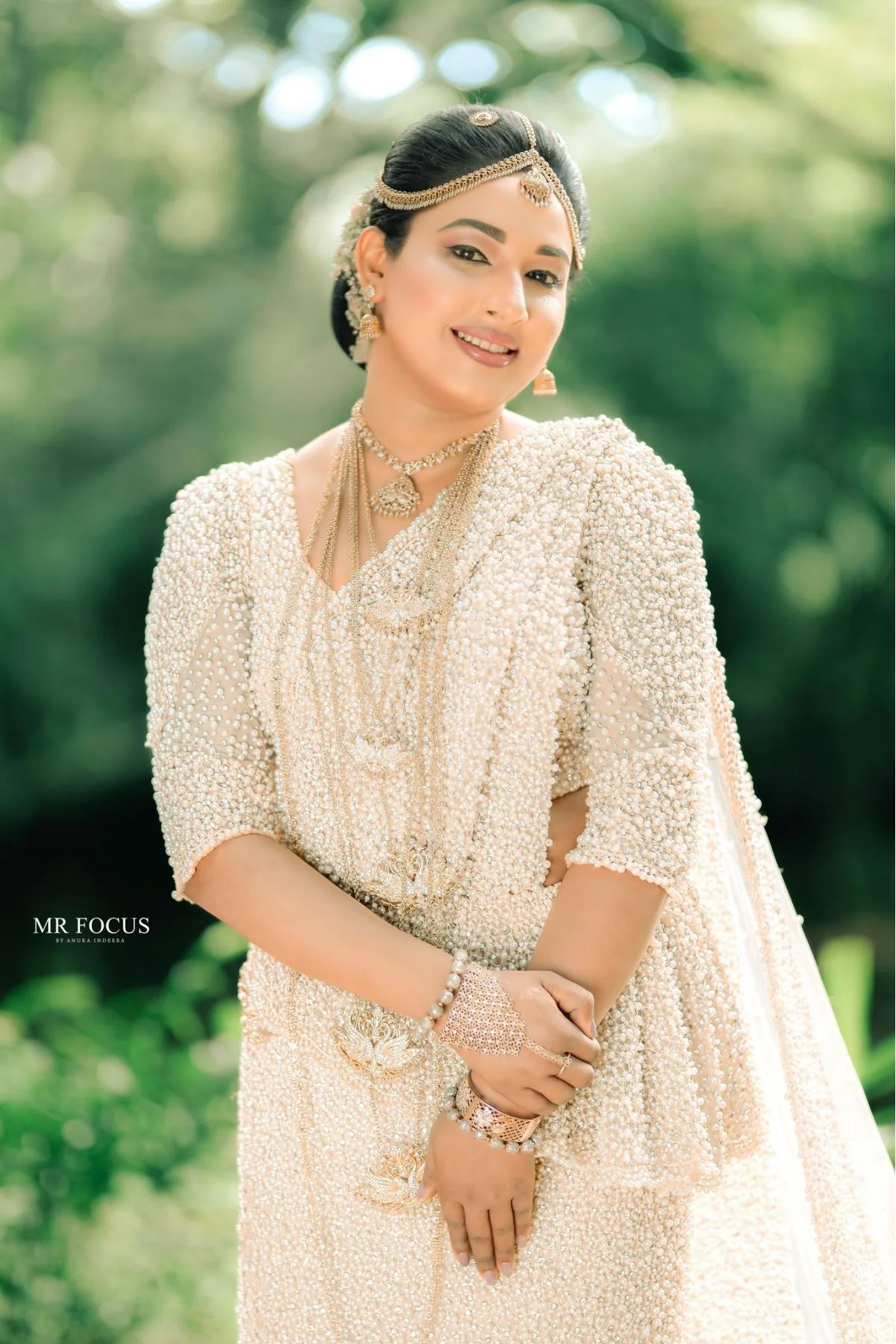 Dimuthu & Sajini  - Sri Lankan Photoshoot Gallery (5)