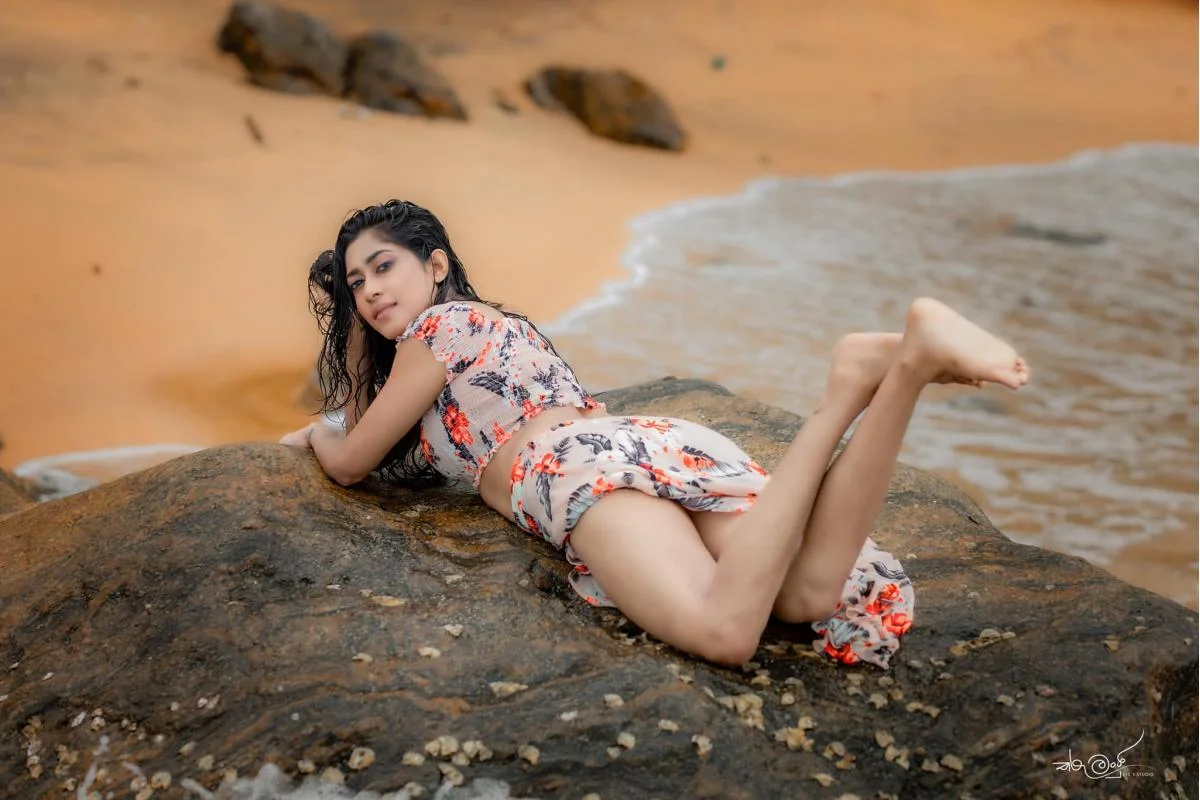 Dalrine - Sri Lankan Photoshoot Gallery (6)