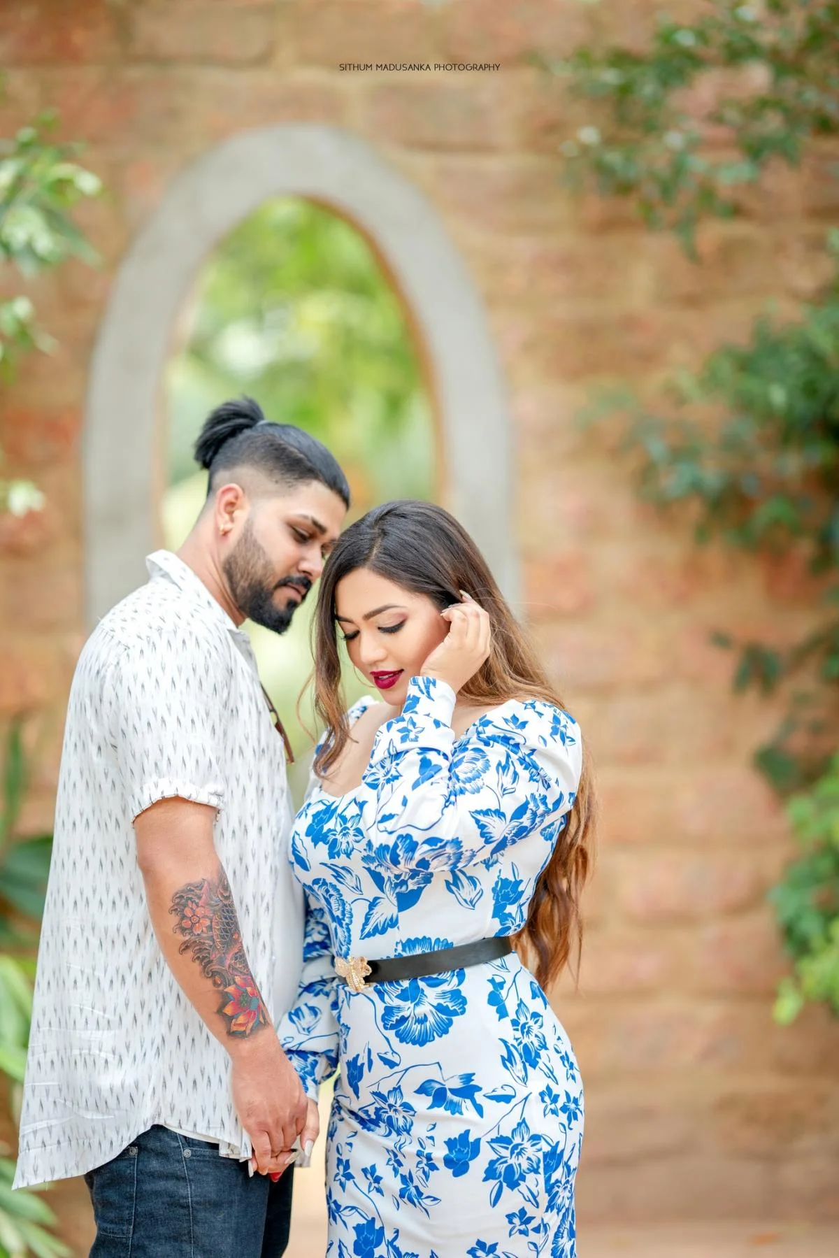 Dulanjana & Shani - Sri Lankan Photoshoot Gallery (7)