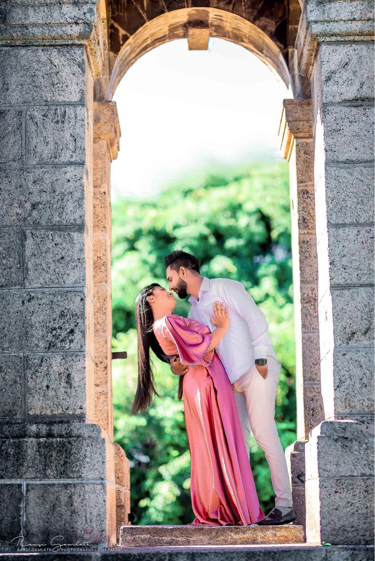 Shamali & Kusal - Sri Lankan Photoshoot Gallery (3)
