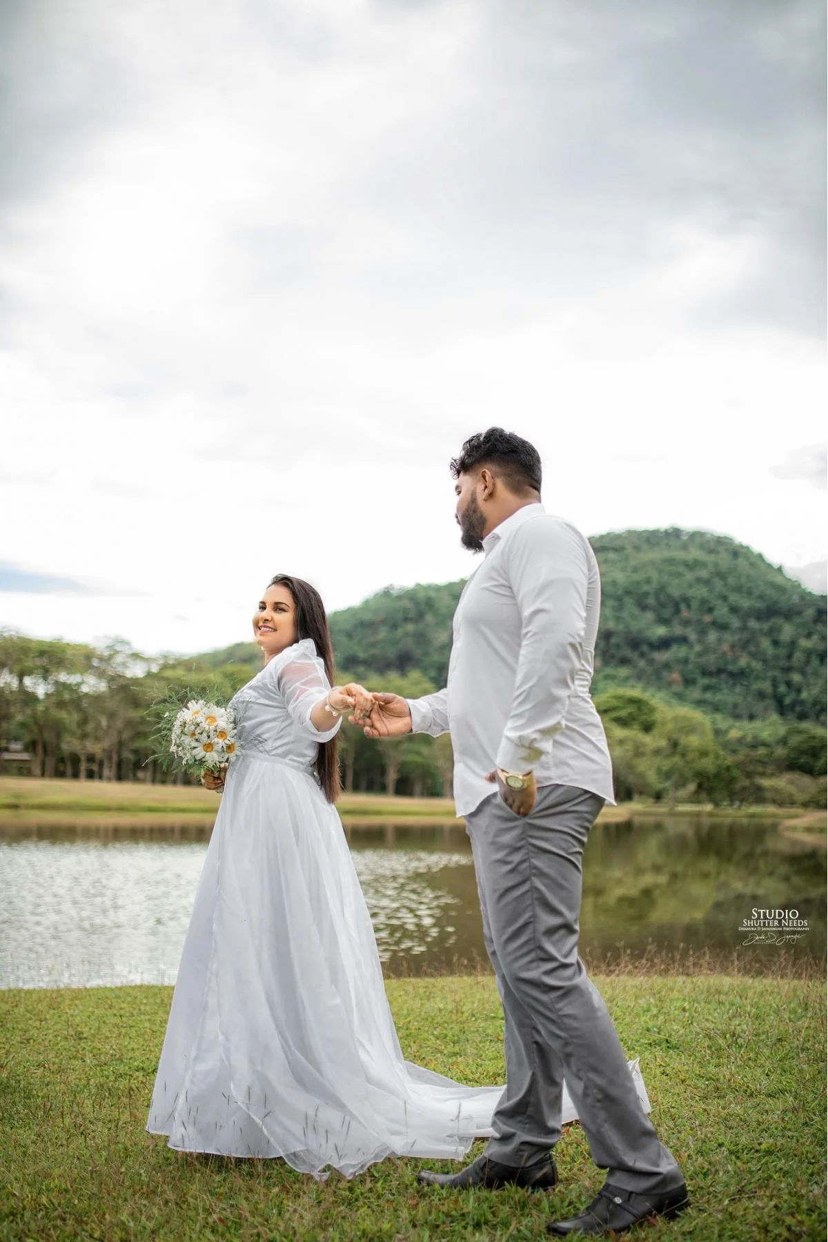 Malmi & Muditha - Sri Lankan Photoshoot Gallery (3)