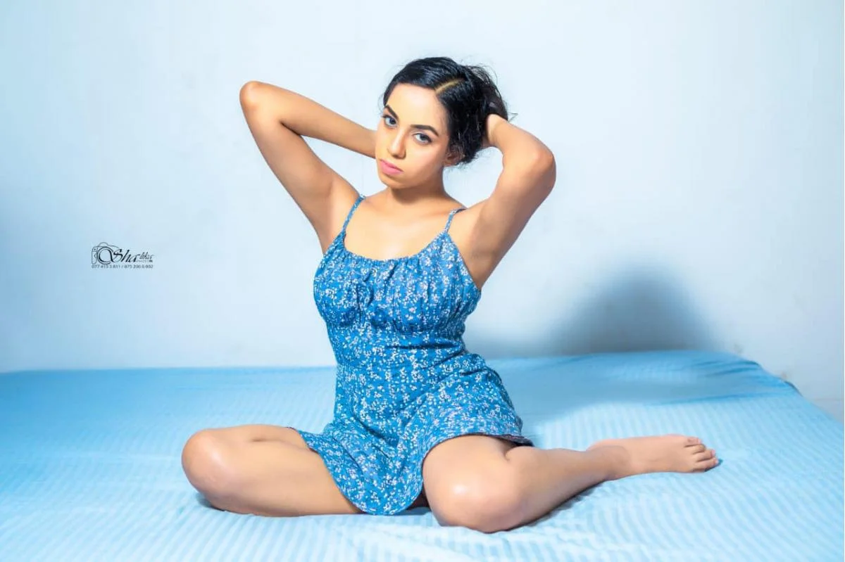 Vidara Dilmanthi - Sri Lankan Photoshoot Gallery (4)