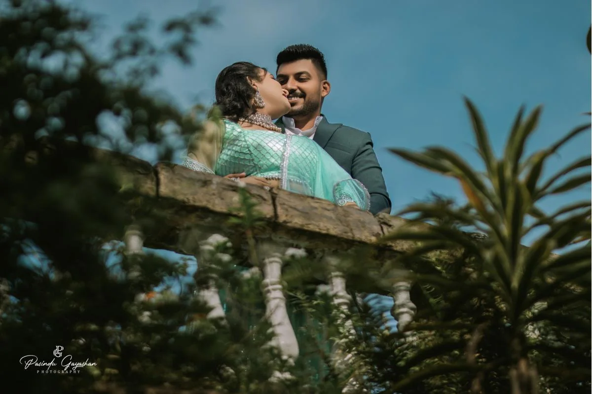  THARINDU & NAWANJANA - Sri Lankan Photoshoot Gallery (3)