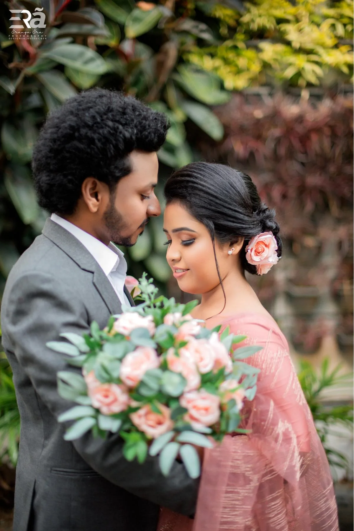 Dilum & Pawani - Sri Lankan Photoshoot Gallery (3)