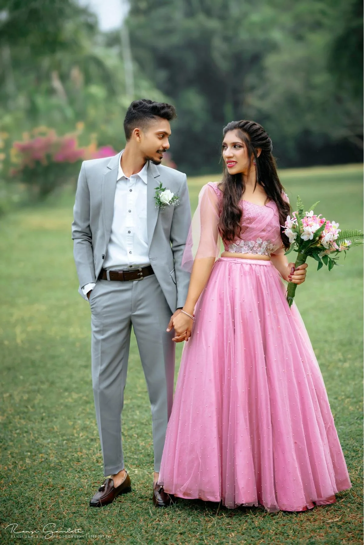Hiru & Sisitha - Sri Lankan Photoshoot Gallery (5)