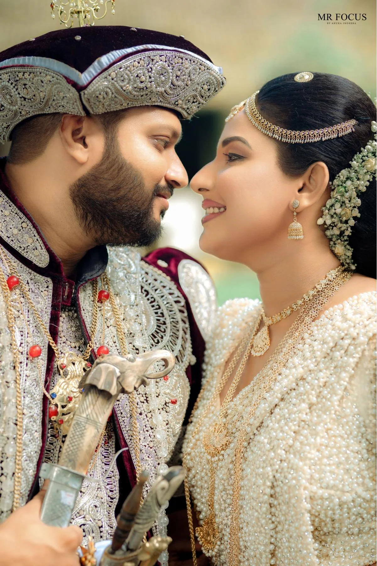 Dimuthu & Sajini  - Sri Lankan Photoshoot Gallery (6)