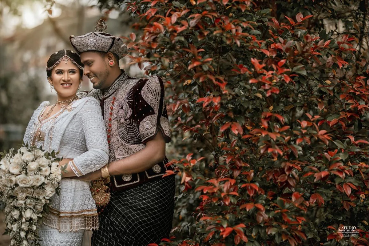 Apoorwa & Manoj - Sri Lankan Photoshoot Gallery (3)