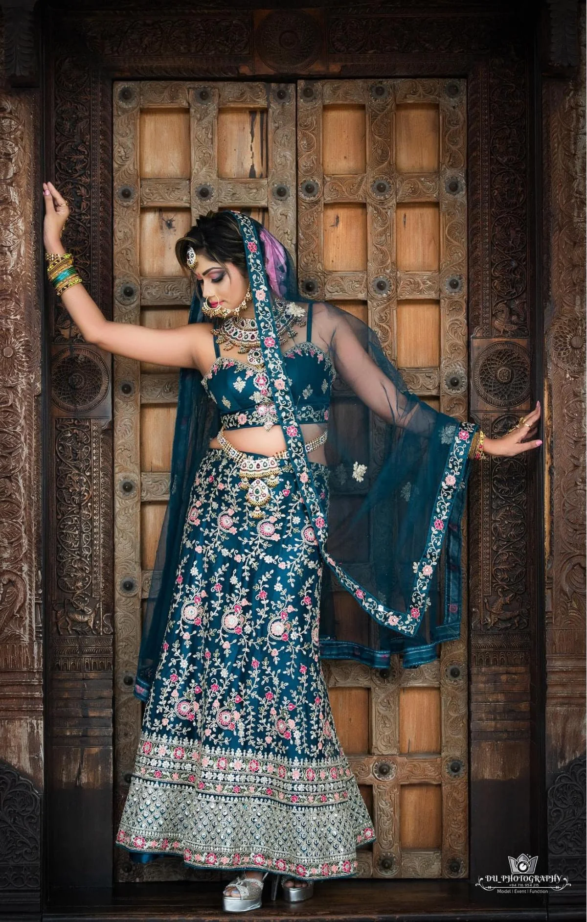 Seshini  - Sri Lankan Photoshoot Gallery (4)