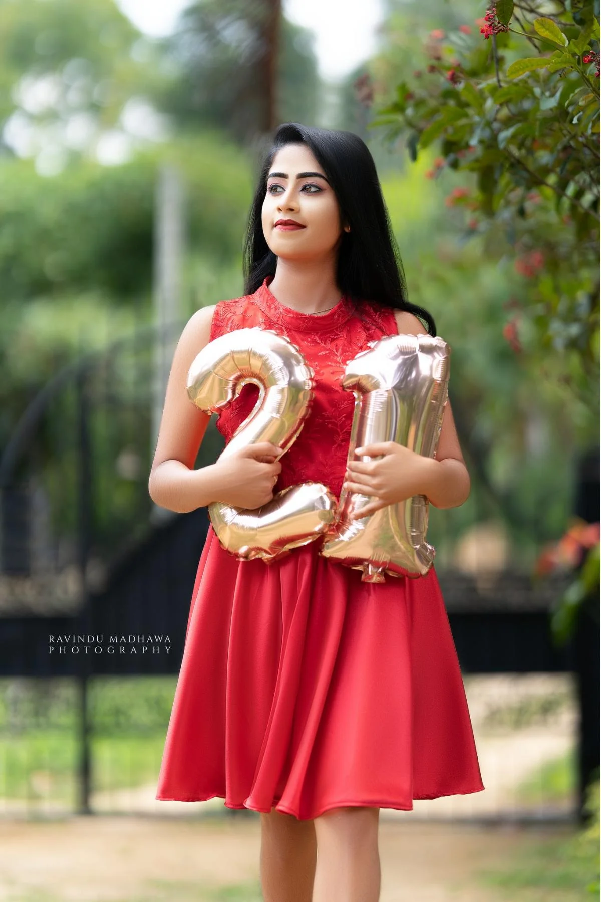 Arshana's 21st - Sri Lankan Photoshoot Gallery (3)