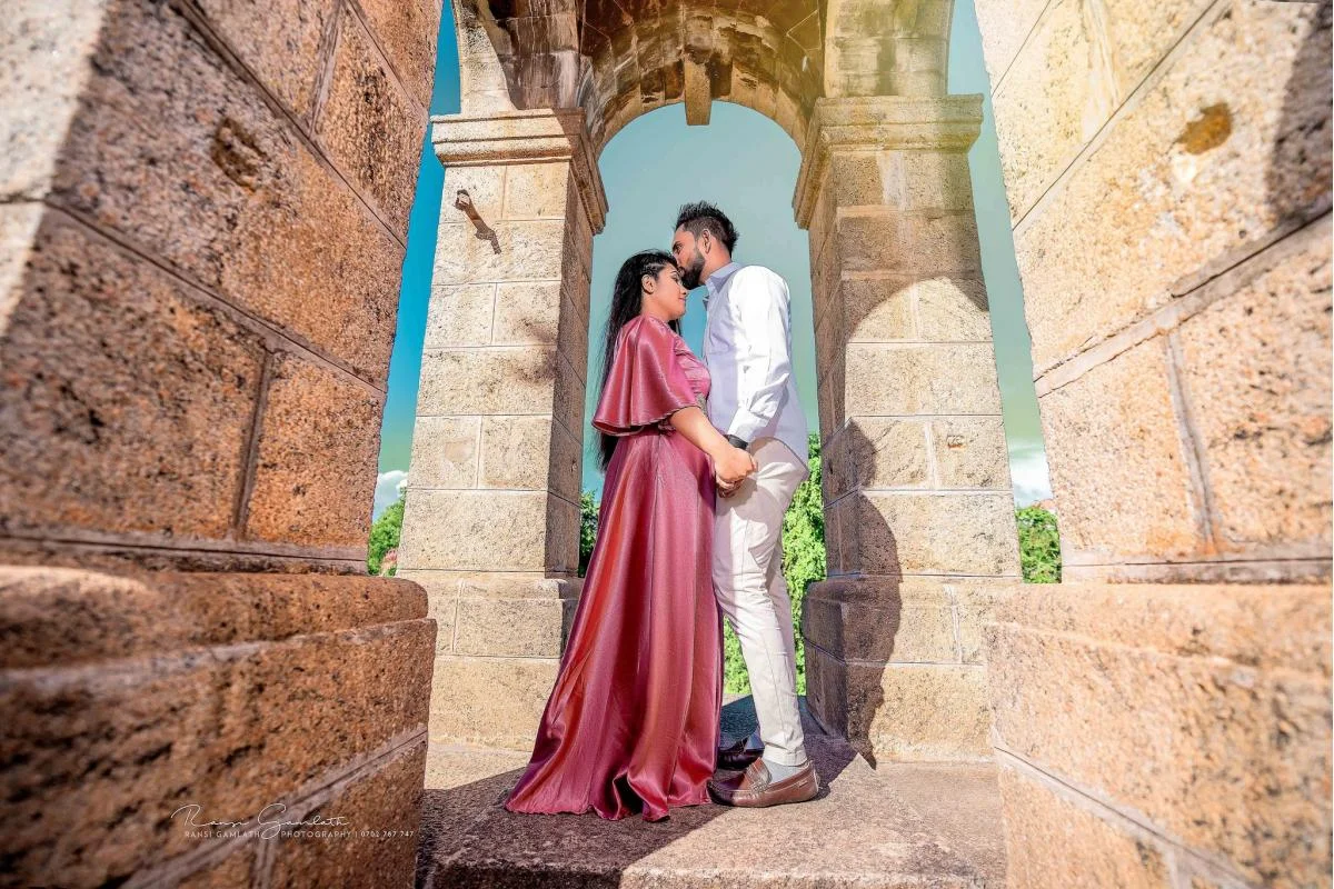 Shamali & Kusal - Sri Lankan Photoshoot Gallery (4)