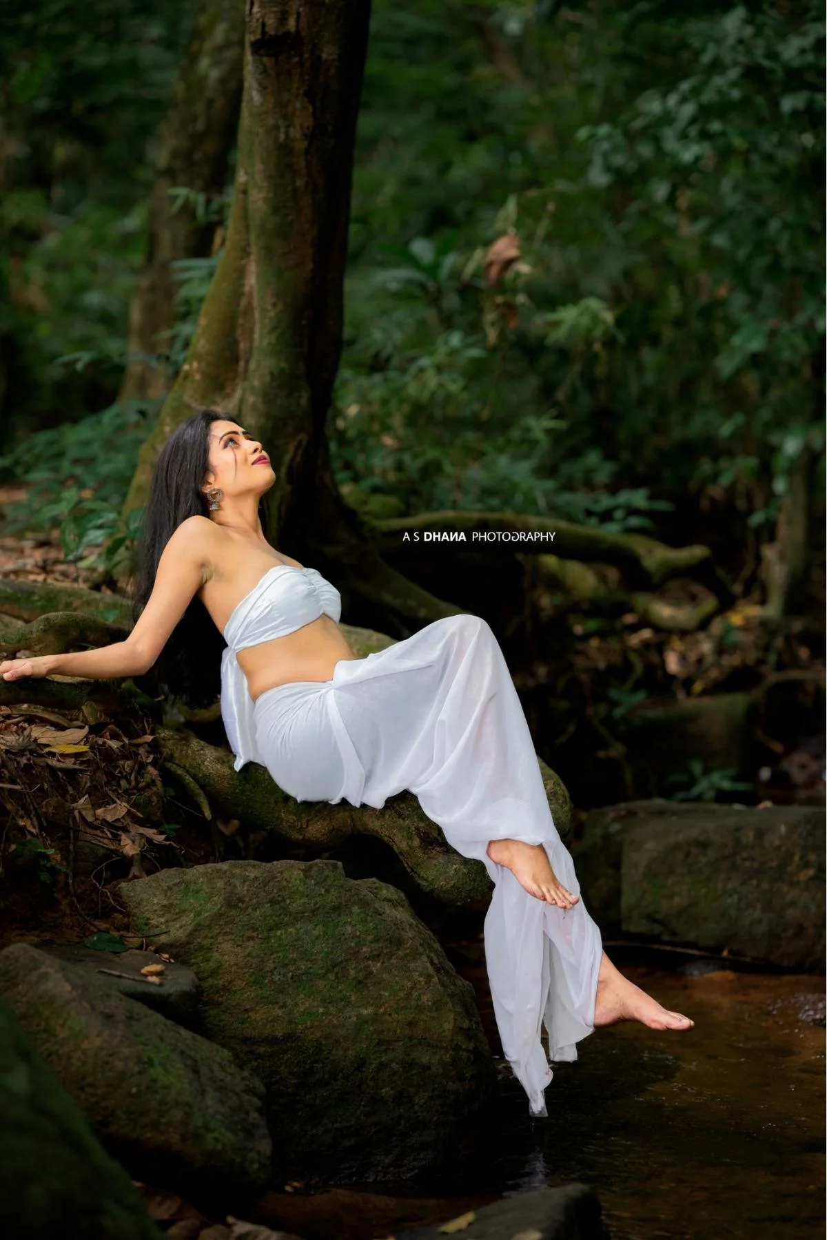 SETHU UPANIRUHARA - Sri Lankan Photoshoot Gallery (5)