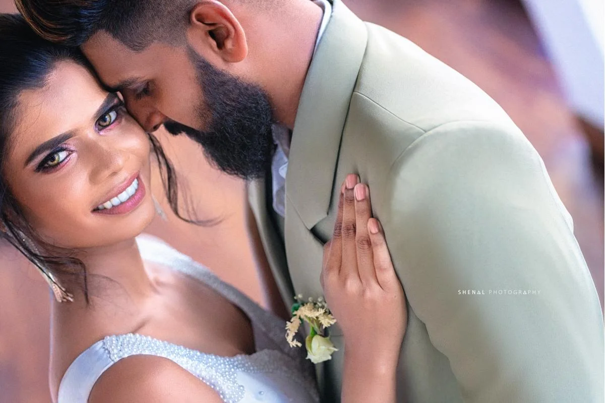 SANDUN & PIUMI - Sri Lankan Photoshoot Gallery (7)