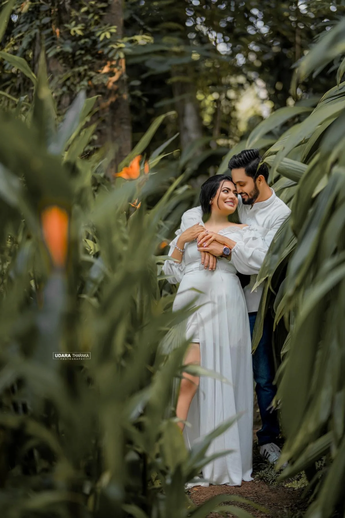 Hashini & Chinthaka - Sri Lankan Photoshoot Gallery (8)