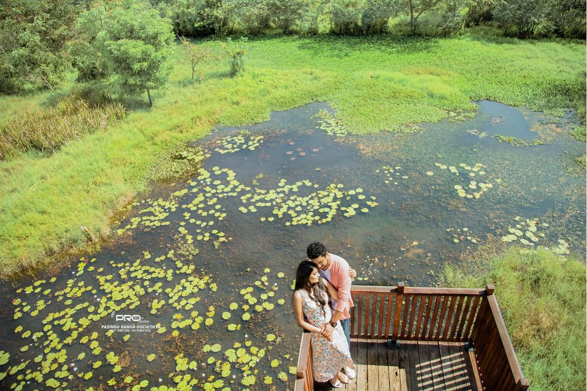 Sewwandi & Tharindu - Sri Lankan Photoshoot Gallery (5)