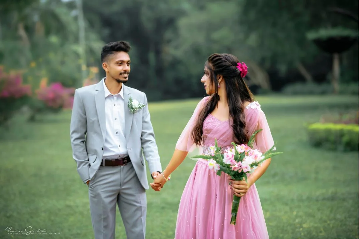 Hiru & Sisitha - Sri Lankan Photoshoot Gallery (6)