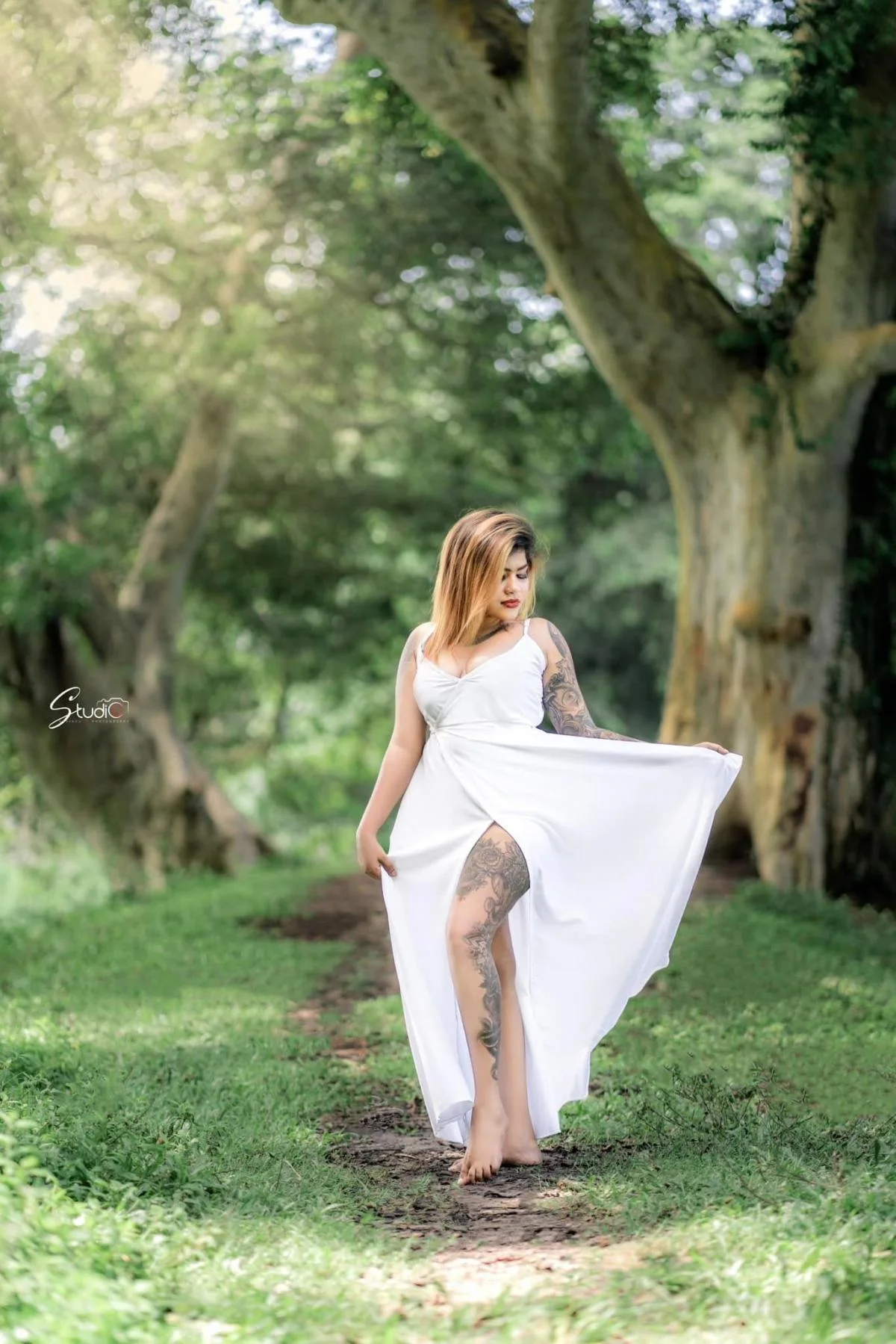 Tatoo Girl - Sri Lankan Photoshoot Gallery (4)