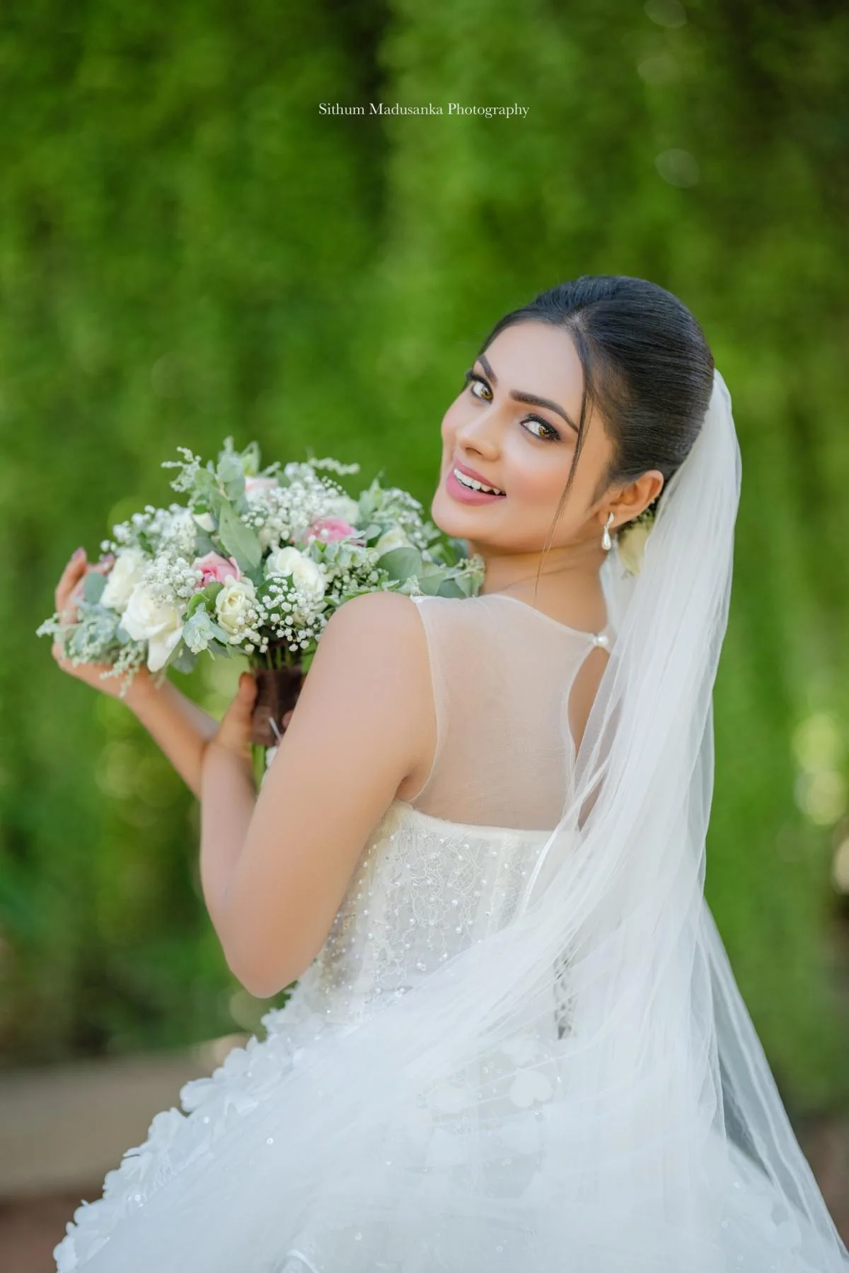 Sherangi Natasha - Sri Lankan Photoshoot Gallery (4)
