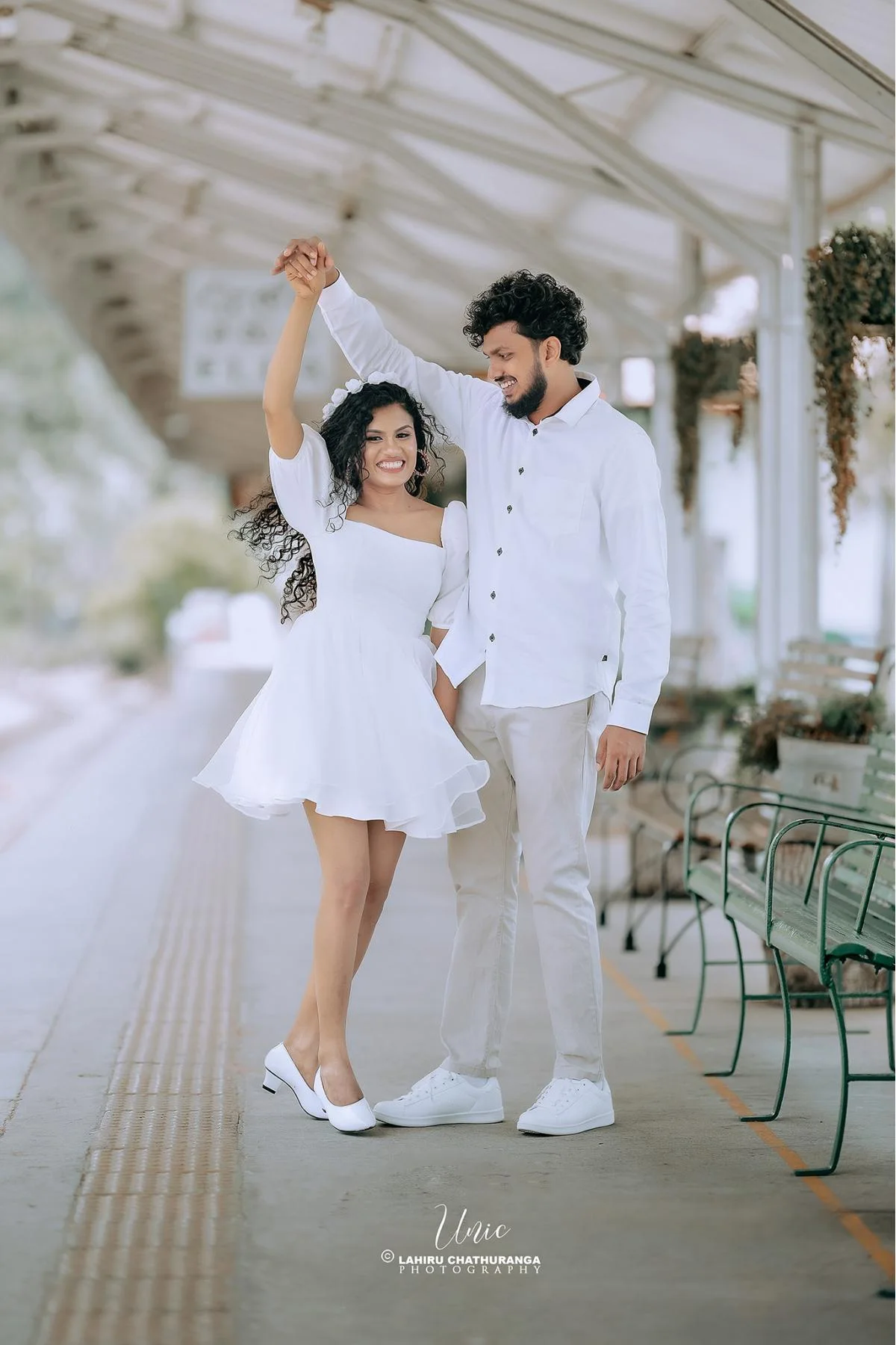 Thanuri & Thithija - Sri Lankan Photoshoot Gallery (6)