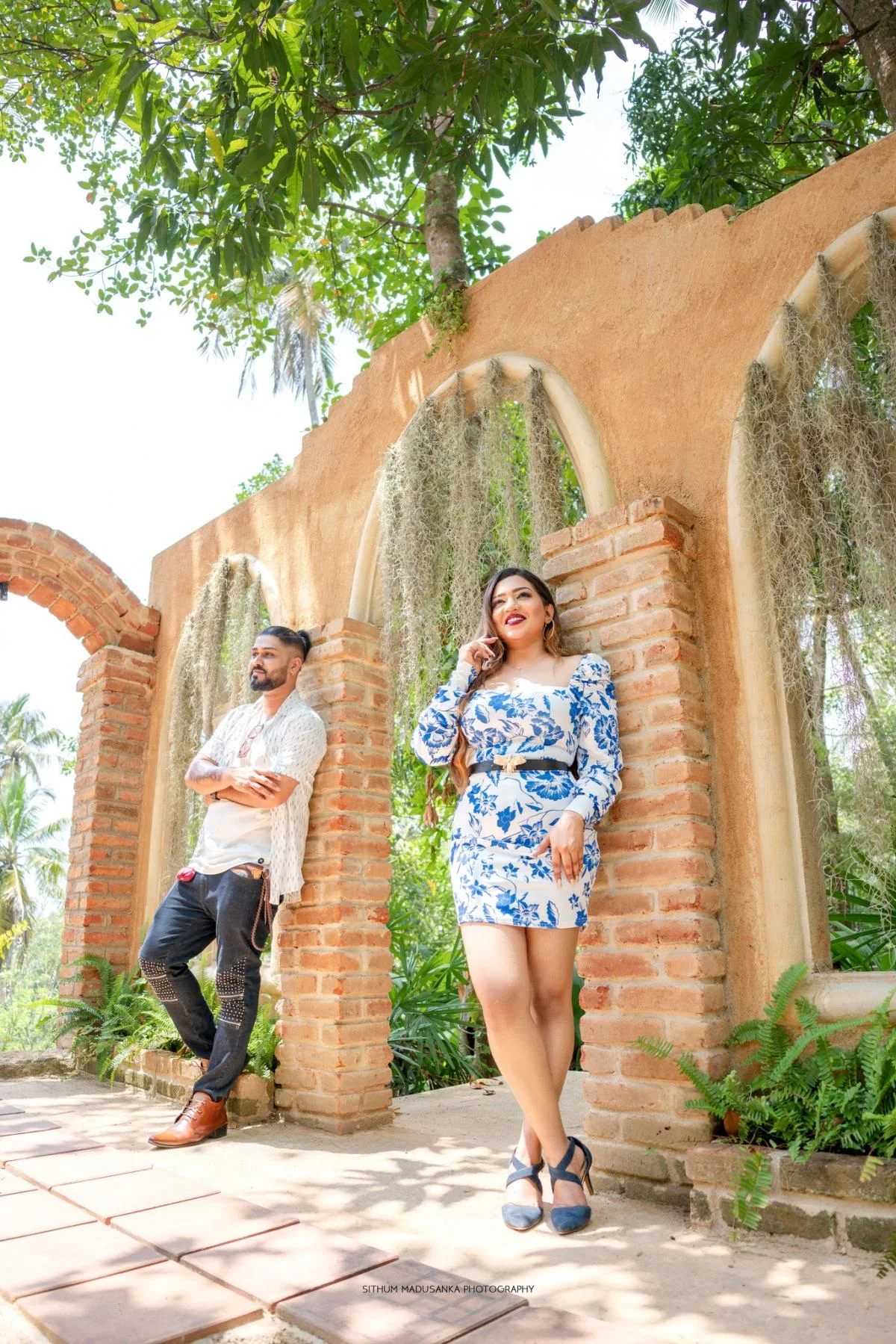 Dulanjana & Shani - Sri Lankan Photoshoot Gallery (10)