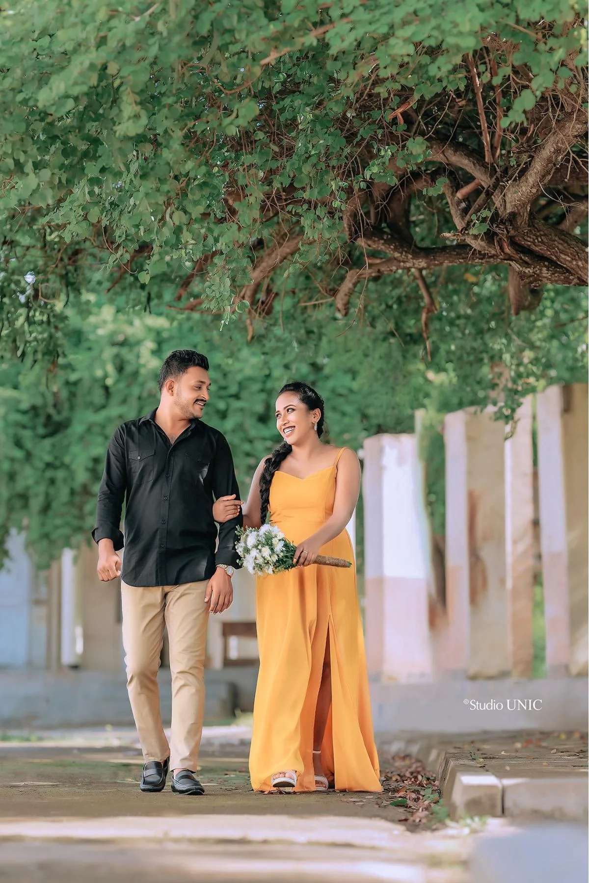 Anusha & Tharindu - Sri Lankan Photoshoot Gallery (6)