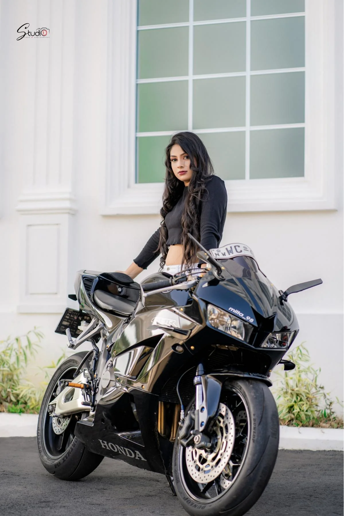 Naveesha  - Sri Lankan Photoshoot Gallery (5)