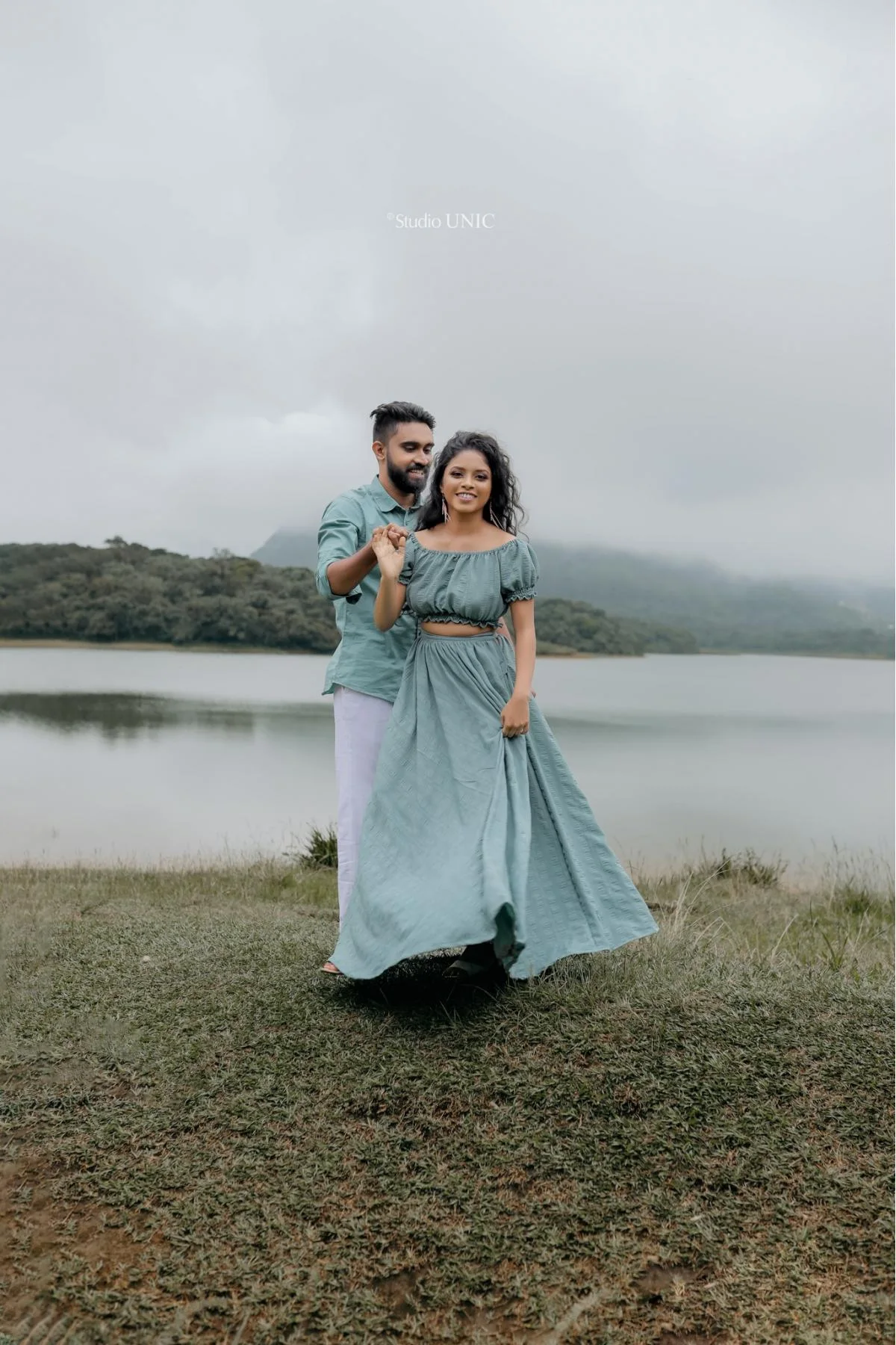 SANARI & NAVEEN - Sri Lankan Photoshoot Gallery (4)