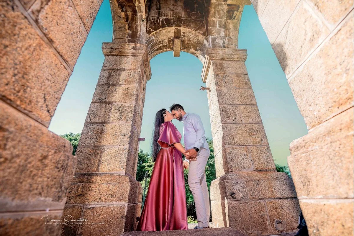Shamali & Kusal - Sri Lankan Photoshoot Gallery (5)