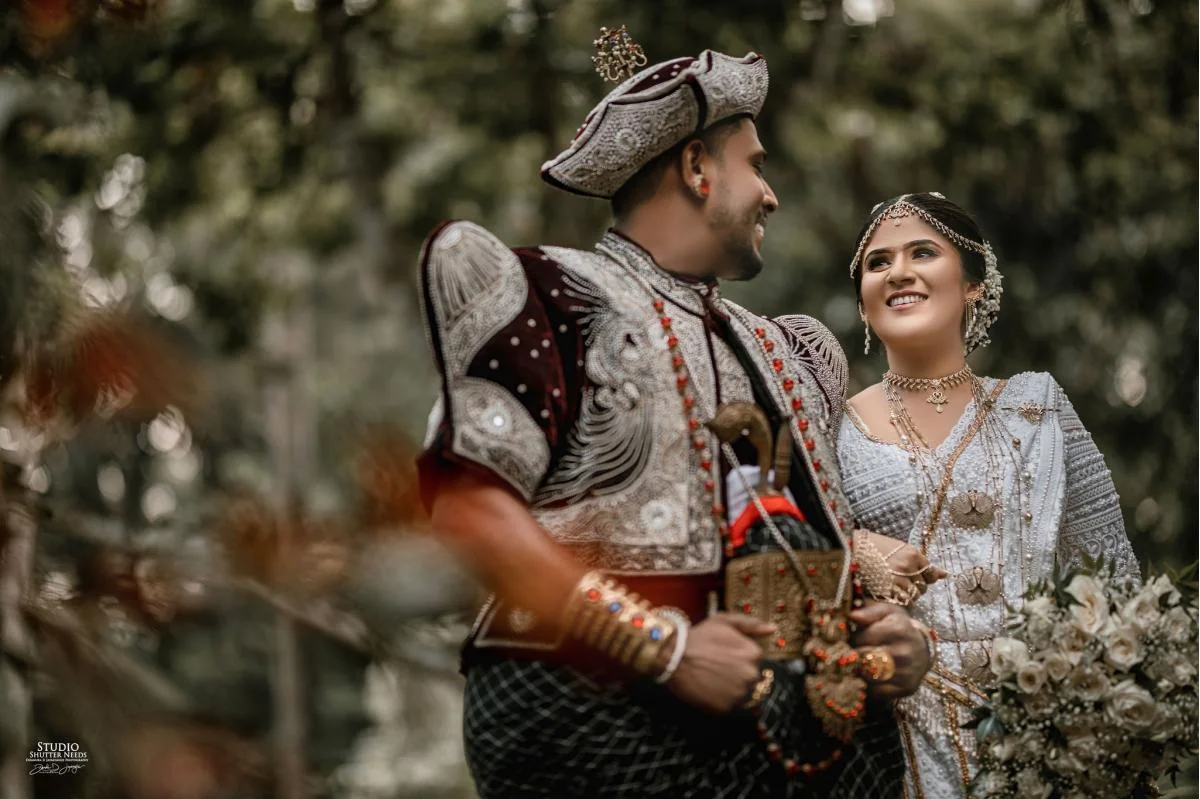 Apoorwa & Manoj - Sri Lankan Photoshoot Gallery (5)